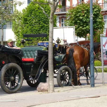 Feriendomizil Ahlbeck ゼーバート・ヘリングスドルフ